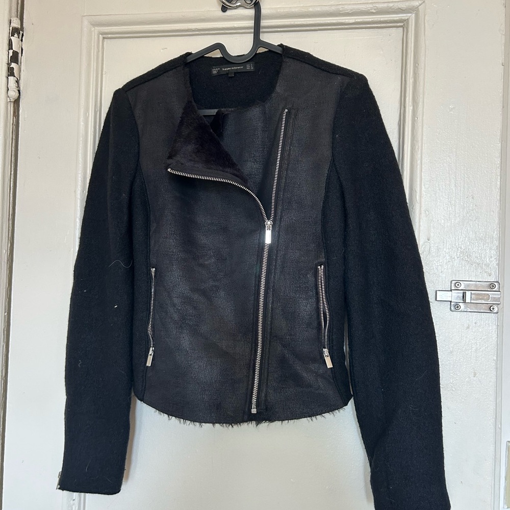 Zara wool/faux fur zip traffaluc jacket